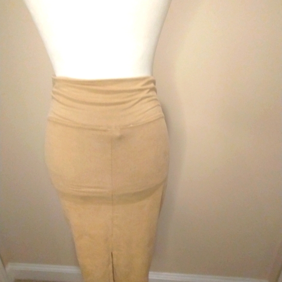 NWOT Derek Heart Brushed Suede Golden Caramel Colored Pencil Skirt - Picture 5 of 8